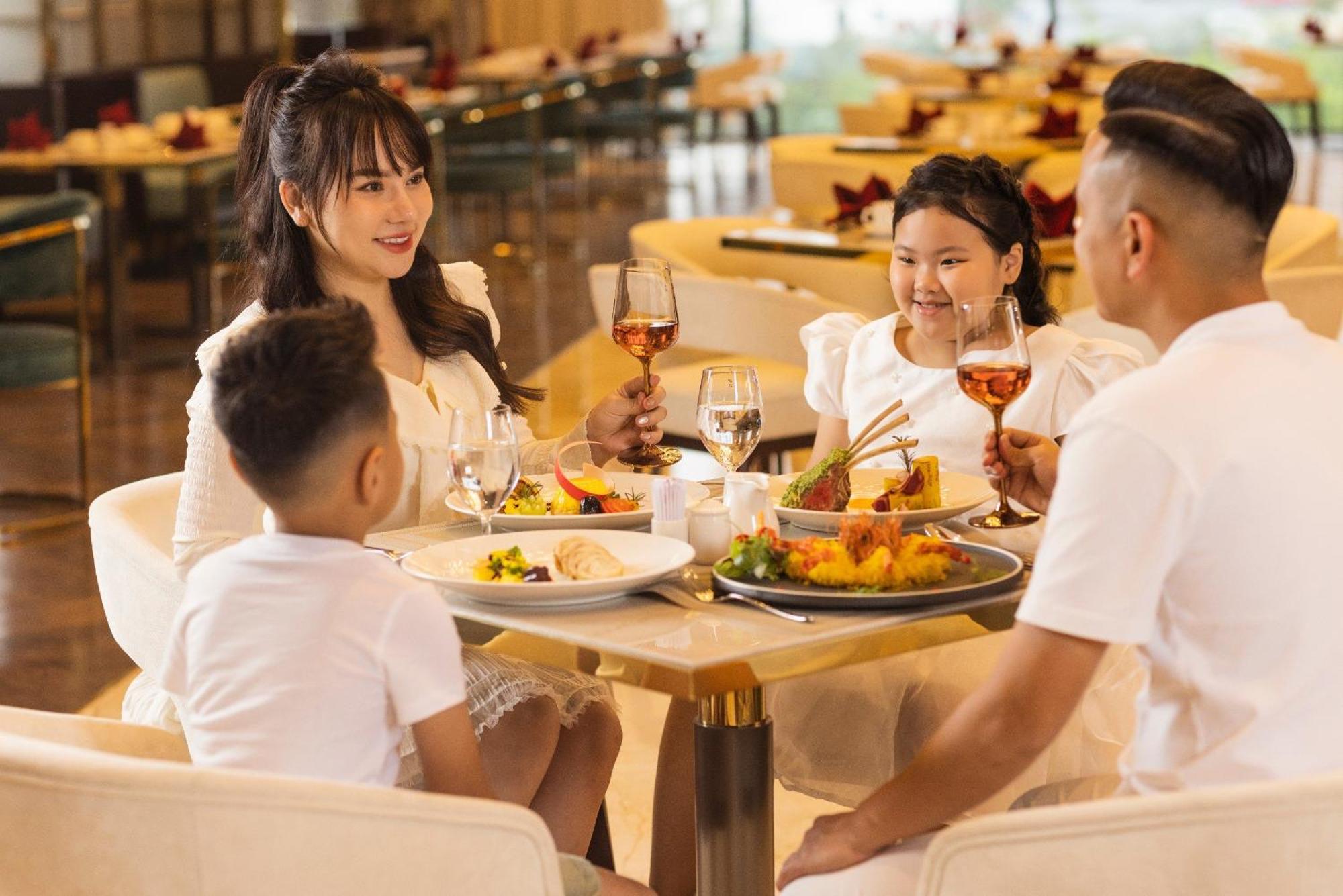 Hotel Radisson Blu Ha Long Bay Exterior foto