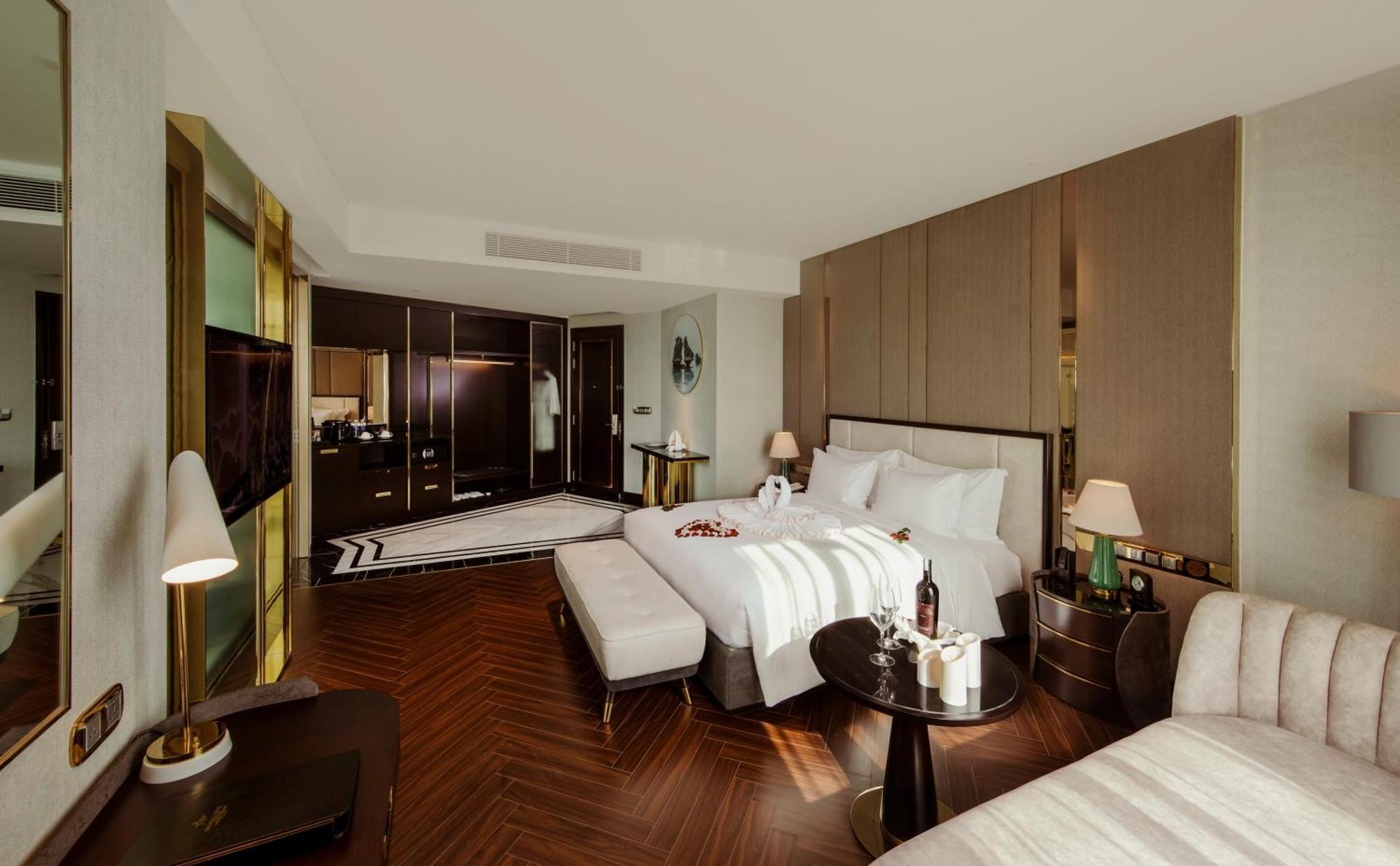 Hotel Radisson Blu Ha Long Bay Exterior foto